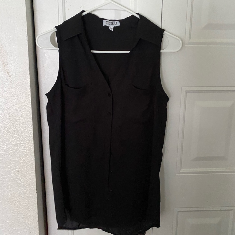 Express button down sleeveless blouse